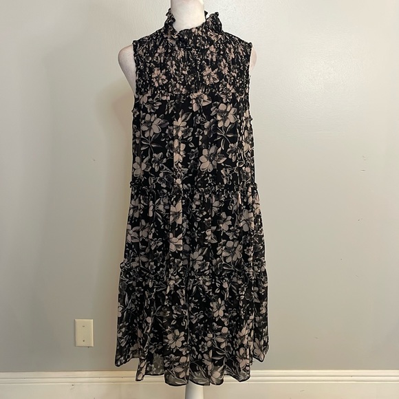 Just...Taylor Dresses & Skirts - [Just Taylor] Black/Lavender Floral Dress - Size 6